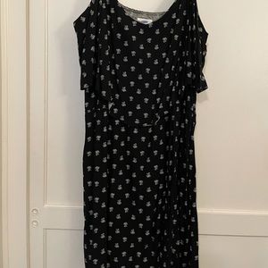 Old navy dress. New! Tags still attached.